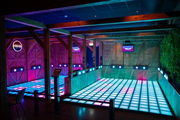 De FlashFloor van Posta7: een lichtgevende spelvloer met gekleurde tegels