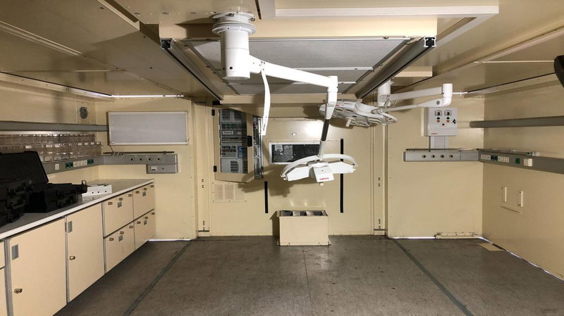 De operatiekamer, een deel van de apparatuur zit er nog in